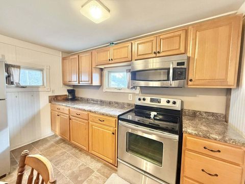 Tiny photo for 302 Chester Street, Mount Vernon, OH 43050 (MLS # 225045952)