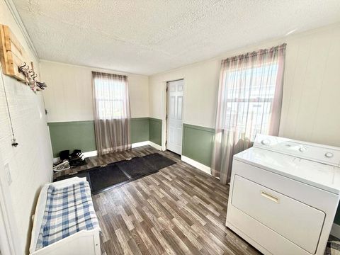 Tiny photo for 302 Chester Street, Mount Vernon, OH 43050 (MLS # 225045952)