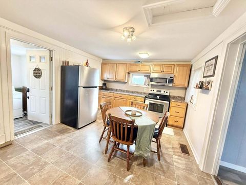 Tiny photo for 302 Chester Street, Mount Vernon, OH 43050 (MLS # 225045952)