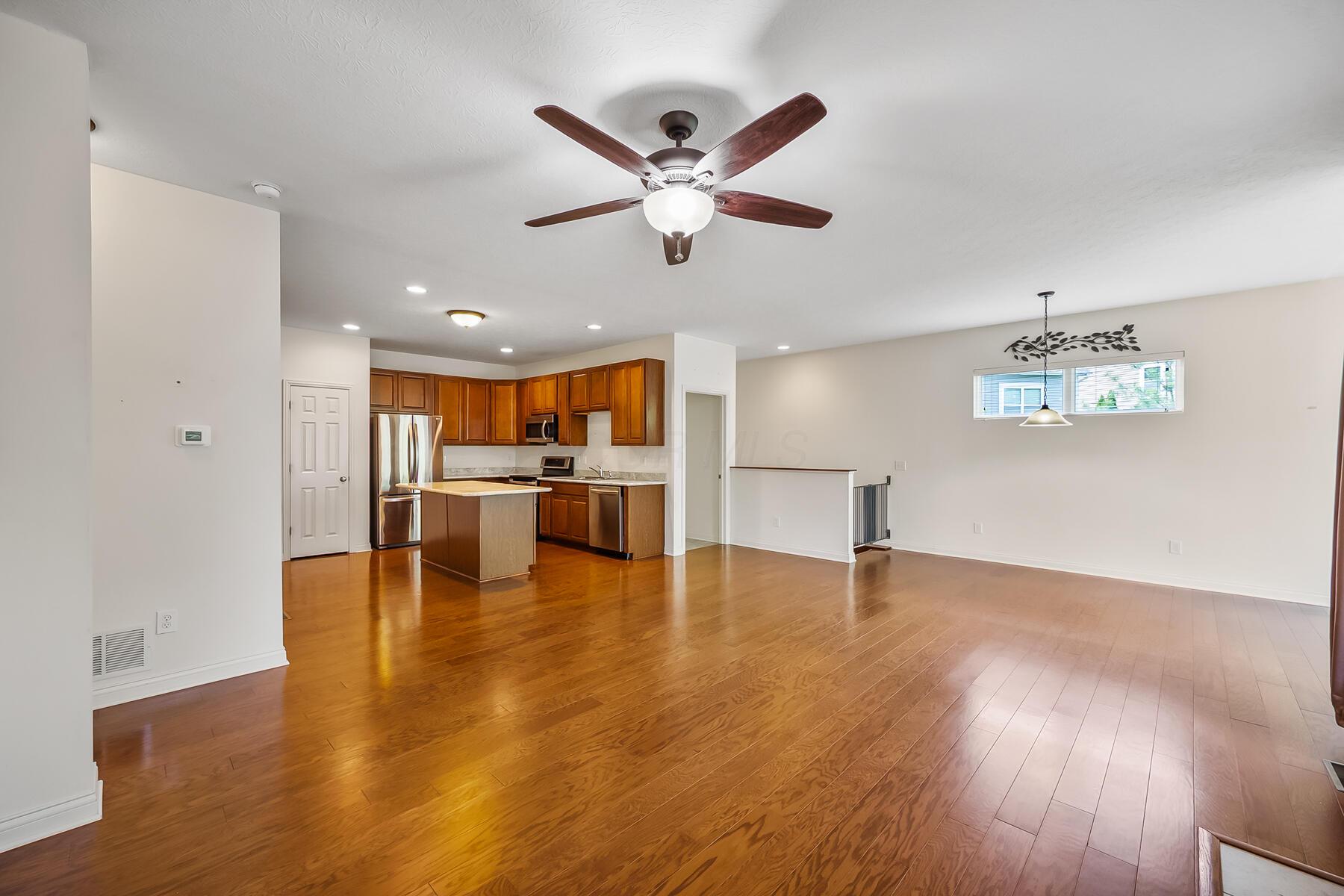 894 Broadview Chase Drive, Delaware, Ohio image 8