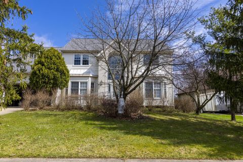 Photo of 7571 Pleasant Run Drive, Seven Hills, OH 44131 (MLS # 226009660)