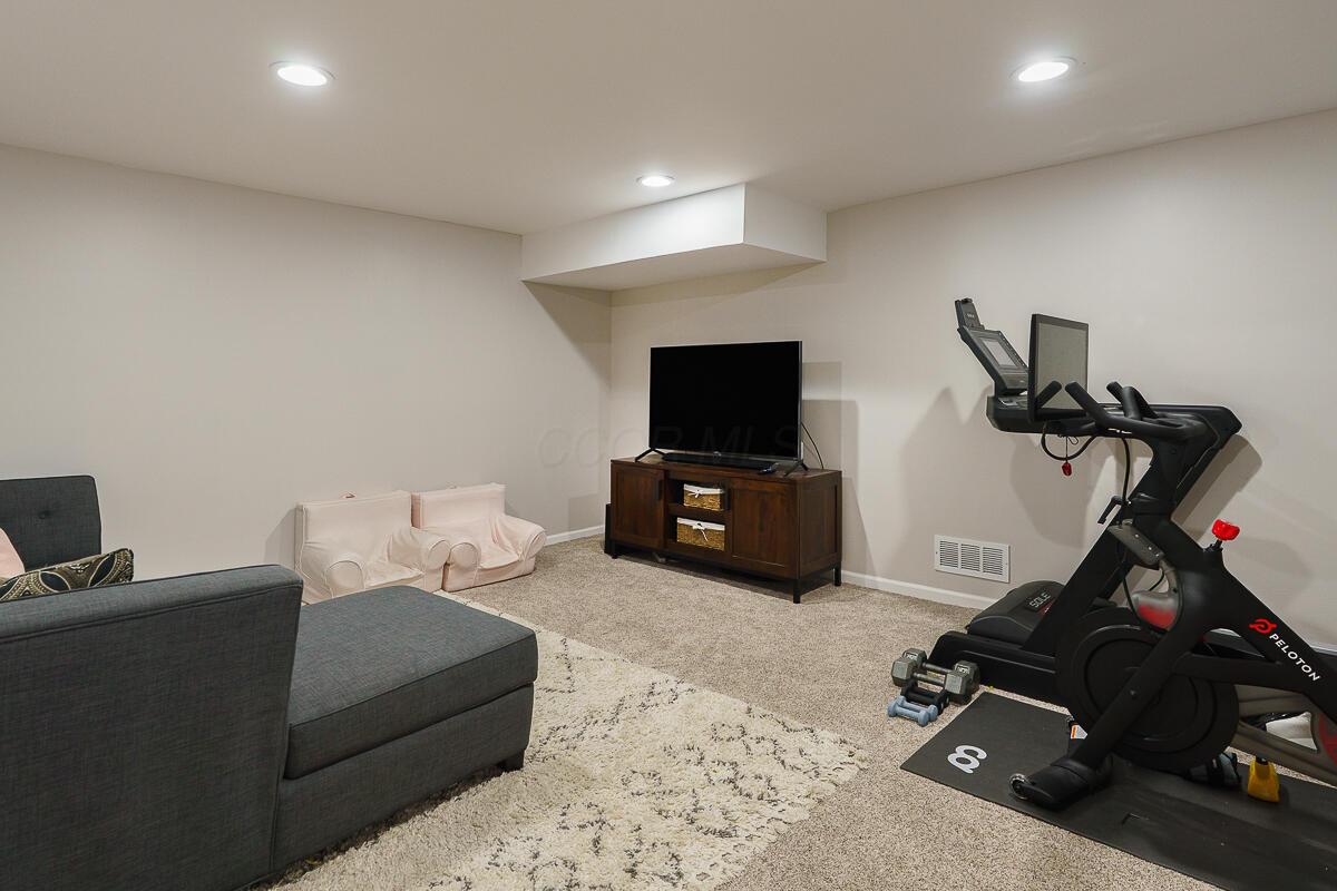 7791 Windwood Drive, Dublin, Ohio image 33