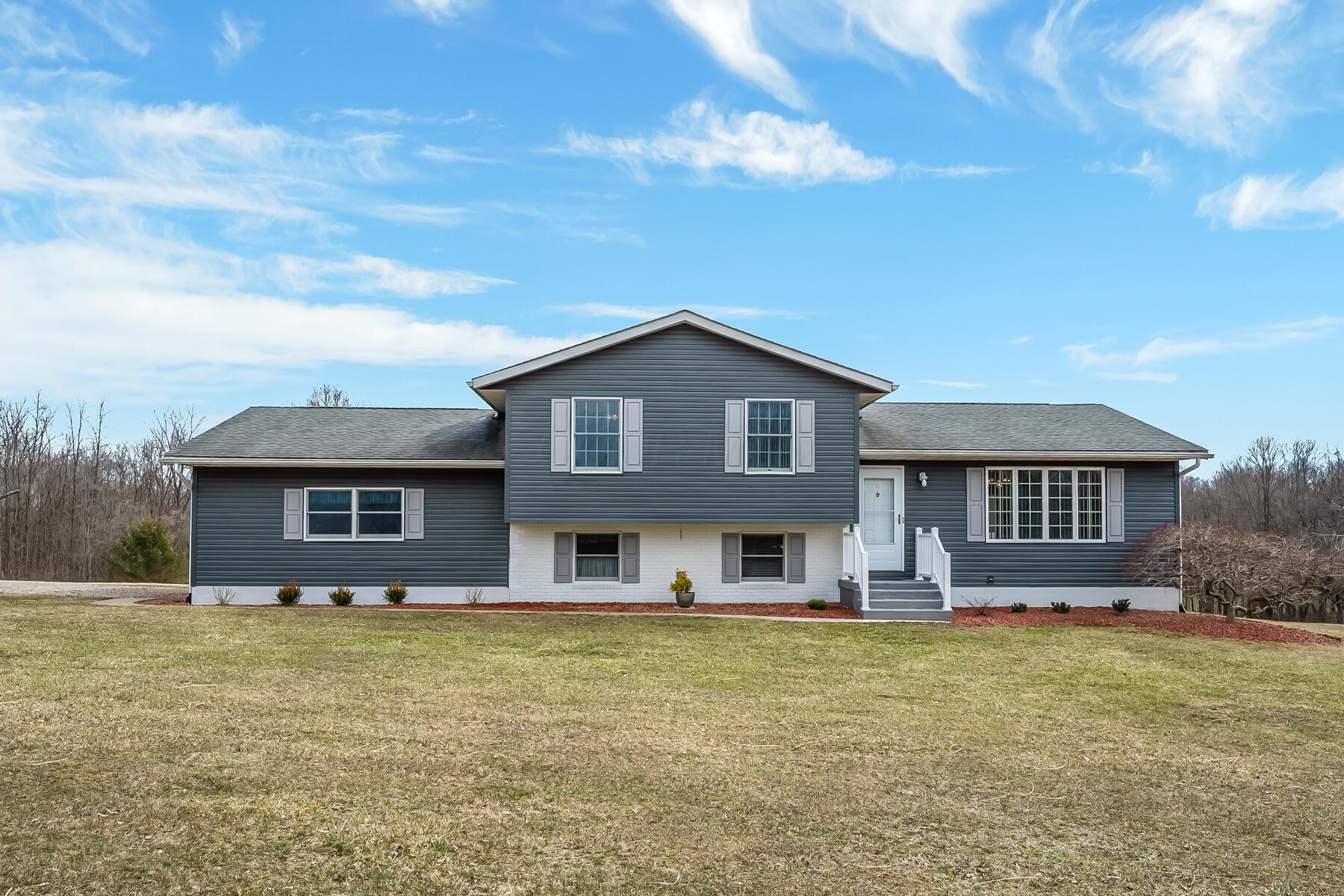 11570 SW Palmer Road, Newark, Ohio image 2