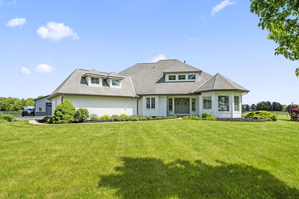 Photo of 3022 Clark Shaw Road, Powell, OH 43065 (MLS # 226017667)