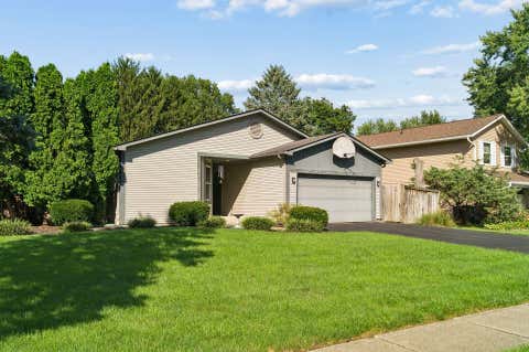 Tiny photo for 540 Forestwood Drive, Columbus, OH 43230 (MLS # 226031307)