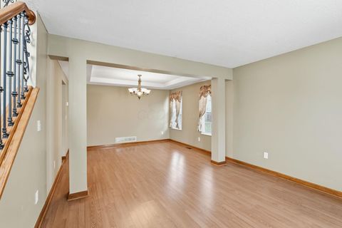 Tiny photo for 5660 Newington Drive, Hilliard, OH 43026 (MLS # 226003104)