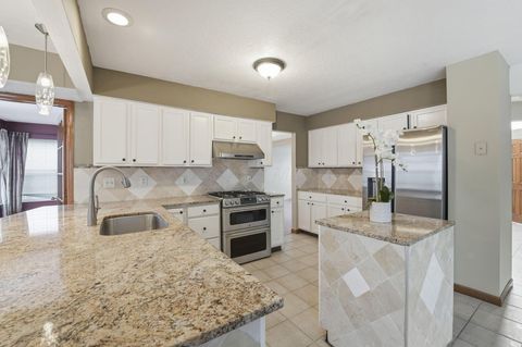 Tiny photo for 5660 Newington Drive, Hilliard, OH 43026 (MLS # 226003104)