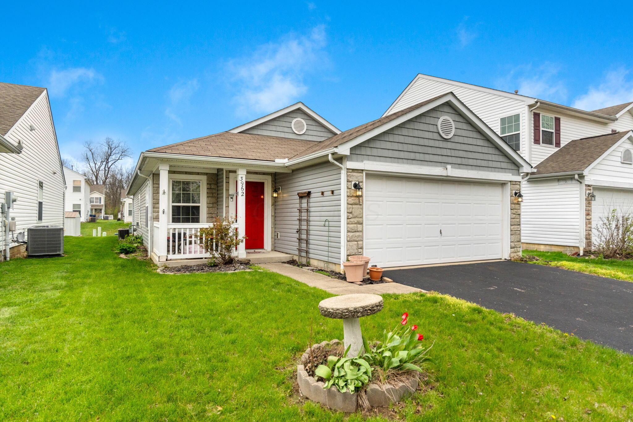 3962 Genteel Drive, Grove City, Ohio image 1