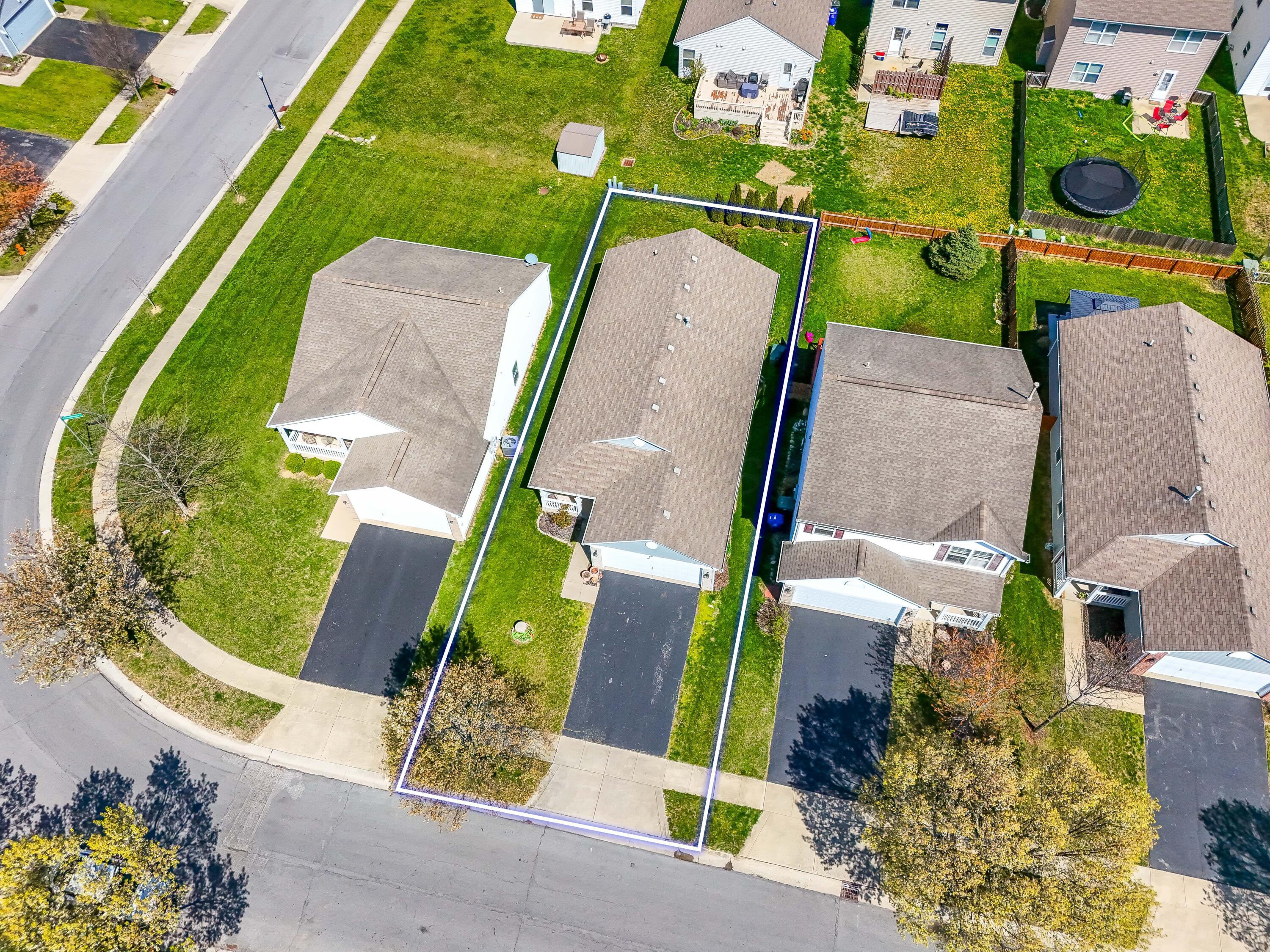 3962 Genteel Drive, Grove City, Ohio image 35
