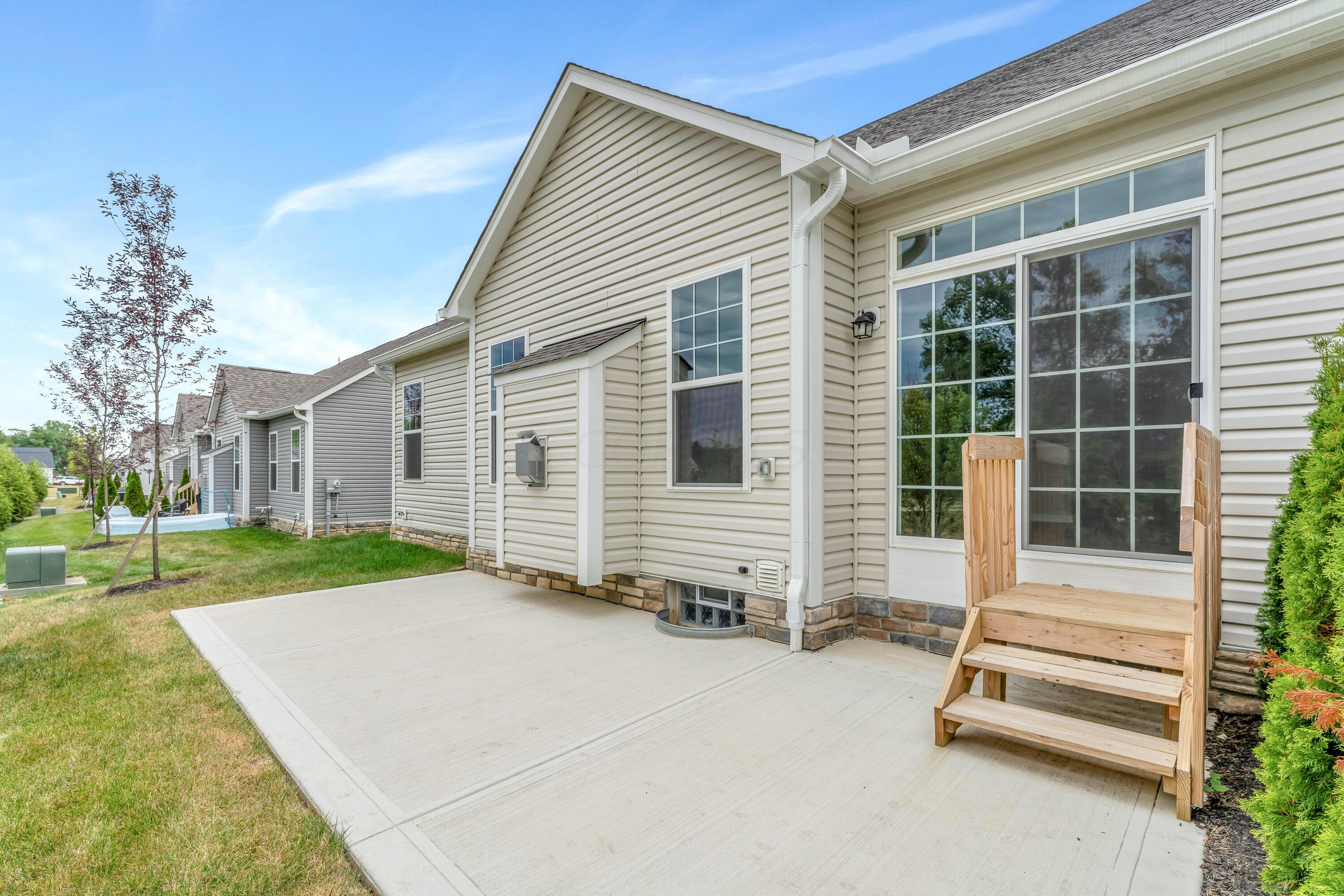 1684 Withers Grove Loop, Grove City, Ohio image 5