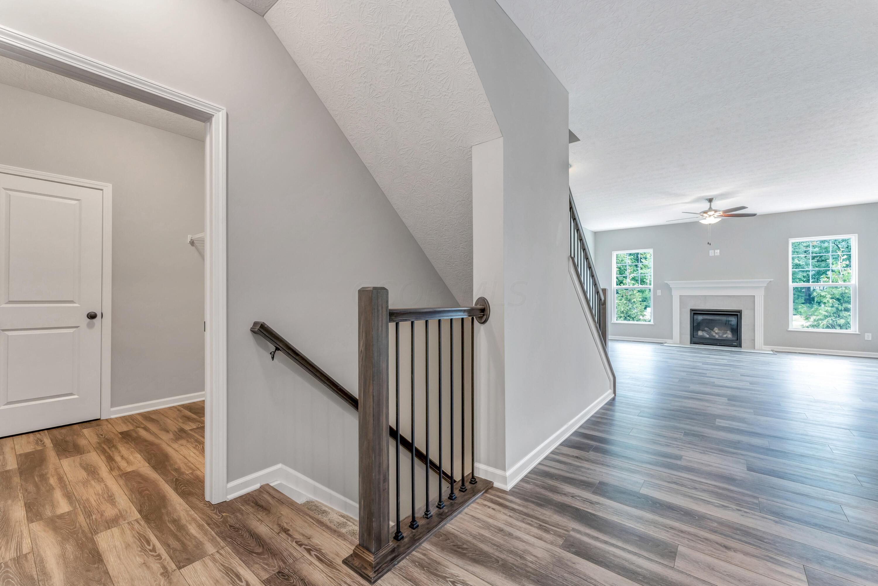 1684 Withers Grove Loop, Grove City, Ohio image 9