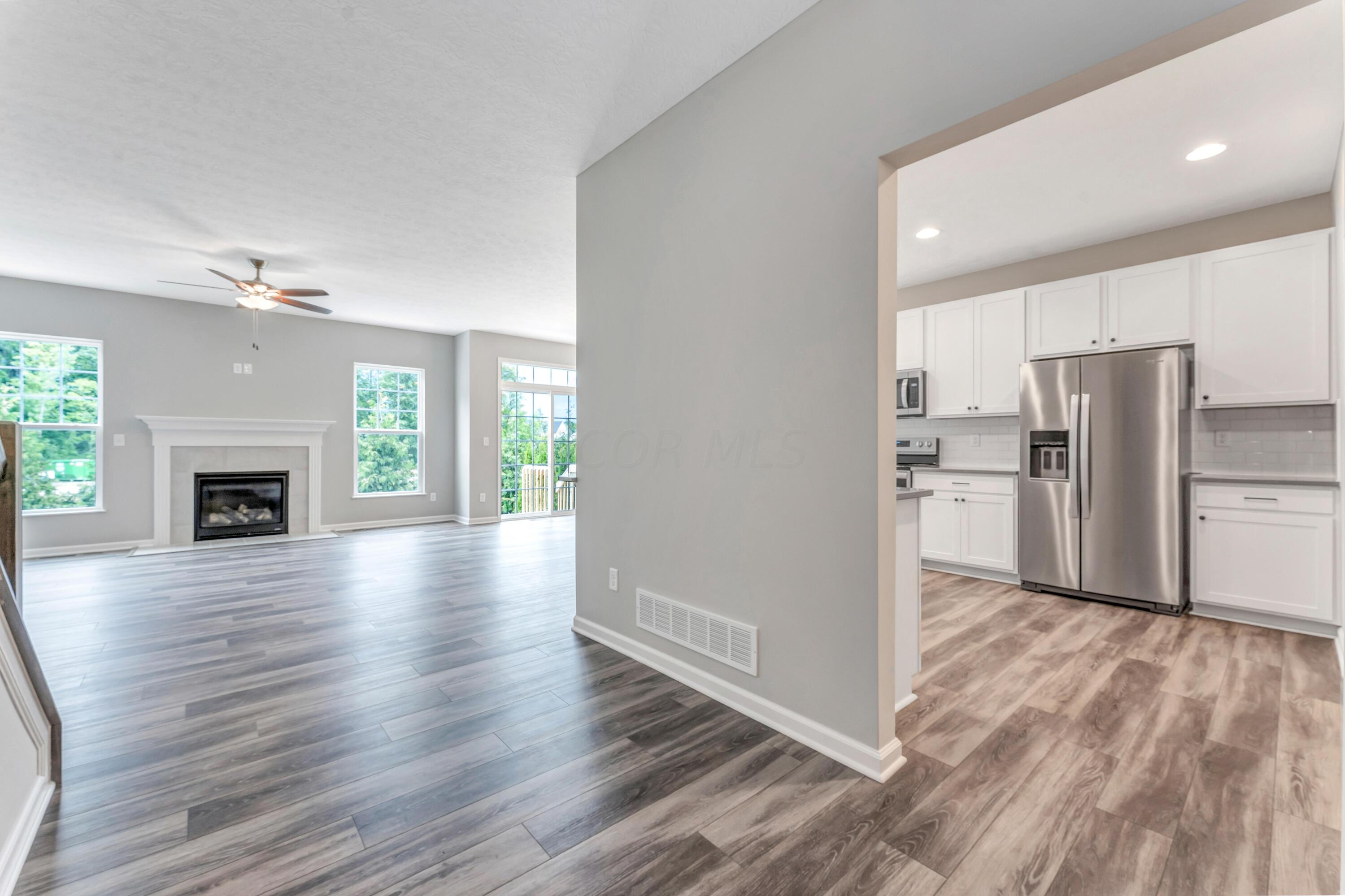 1684 Withers Grove Loop, Grove City, Ohio image 12