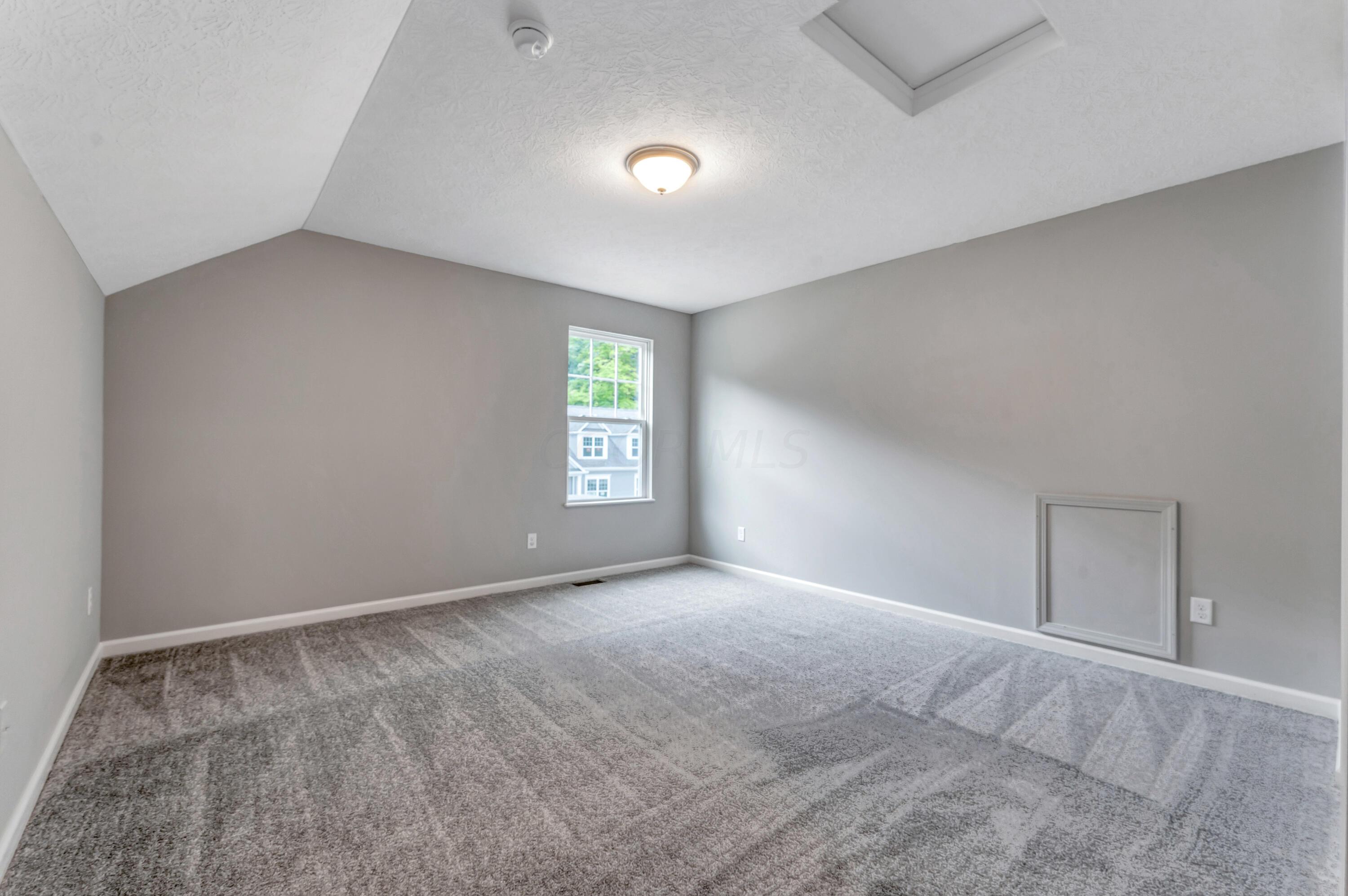 1684 Withers Grove Loop, Grove City, Ohio image 27