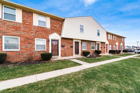 Photo of 5762 W Pine Tree Street W D #D, Columbus, OH 43229 (MLS # 226001347)