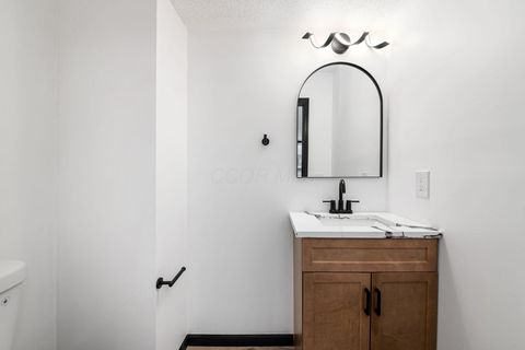 Tiny photo for 5932 Waterview Drive, Hilliard, OH 43026 (MLS # 225045948)