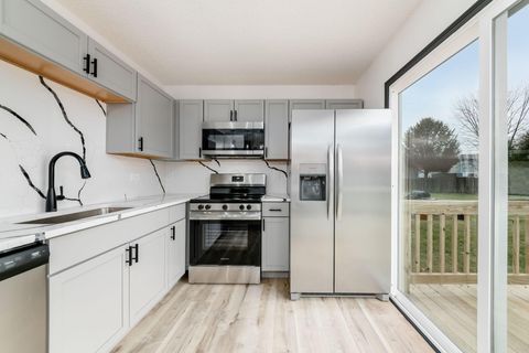 Tiny photo for 5932 Waterview Drive, Hilliard, OH 43026 (MLS # 225045948)