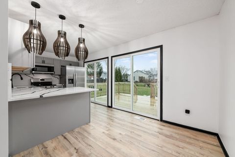 Tiny photo for 5932 Waterview Drive, Hilliard, OH 43026 (MLS # 225045948)