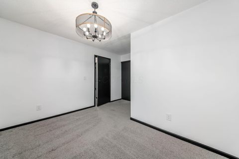 Tiny photo for 5932 Waterview Drive, Hilliard, OH 43026 (MLS # 225045948)