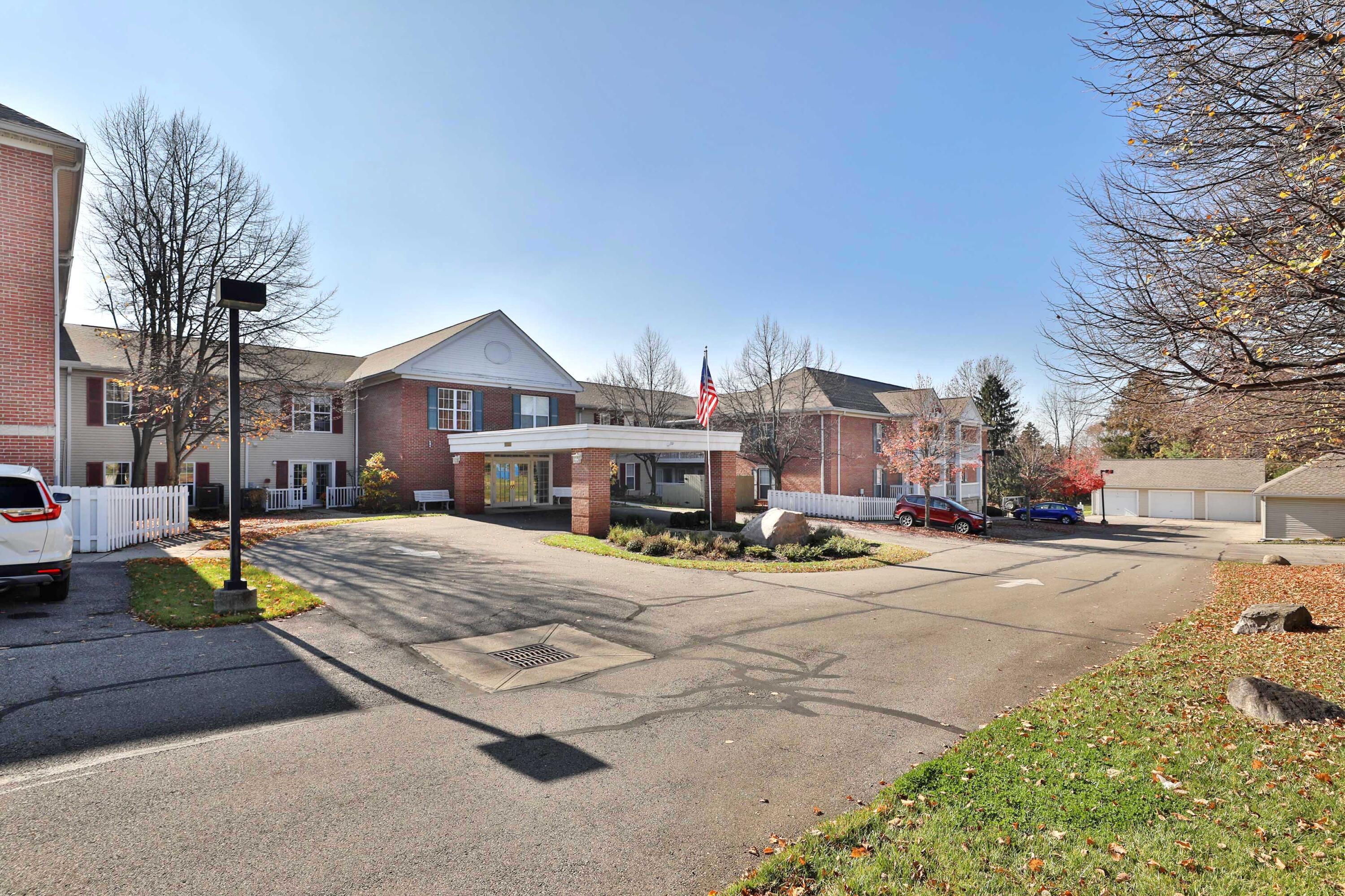 5935 N High Street 122