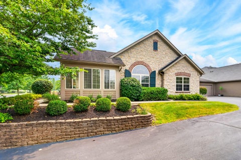 Photo of 7228 Falls View Circle, Delaware, OH 43015 (MLS # 226026970)