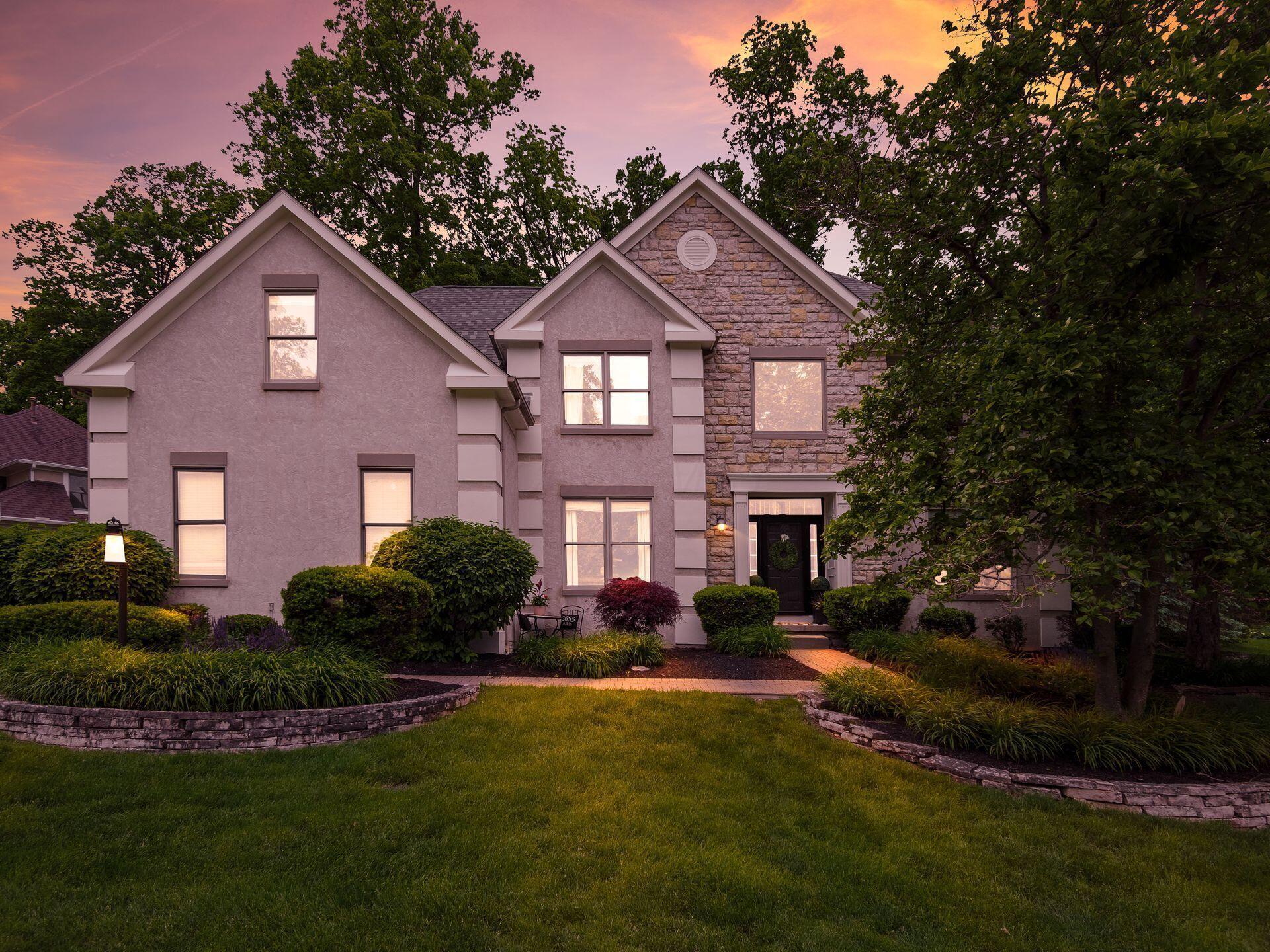2655 Aikin Circle, Lewis Center, Ohio image 2