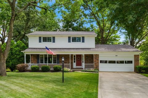 Photo of 611 Fawndale Place, Gahanna, OH 43230 (MLS # 226027688)
