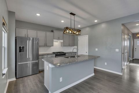 Photo of 132 Mayfield Drive, Granville, OH 43023 (MLS # 226000516)