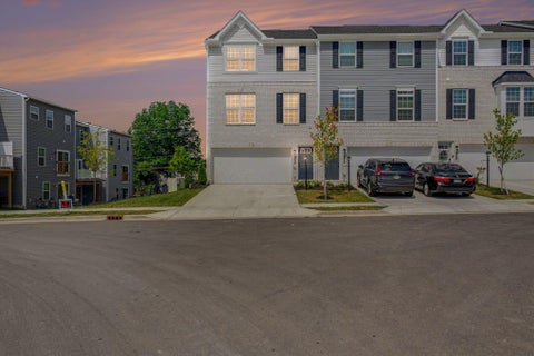 Photo of 1287 Walsh Drive, Reynoldsburg, OH 43068 (MLS # 226026744)