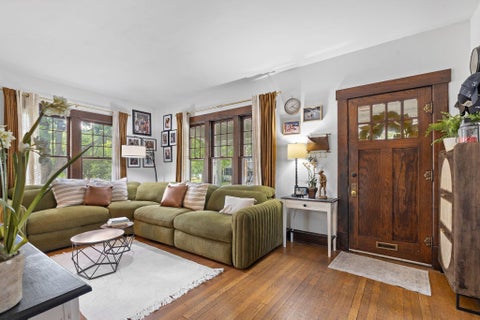 Tiny photo for 21 Elmwood Place, Westerville, OH 43081 (MLS # 226027668)