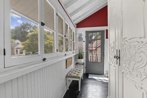 Tiny photo for 21 Elmwood Place, Westerville, OH 43081 (MLS # 226027668)