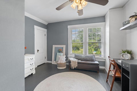 Tiny photo for 21 Elmwood Place, Westerville, OH 43081 (MLS # 226027668)