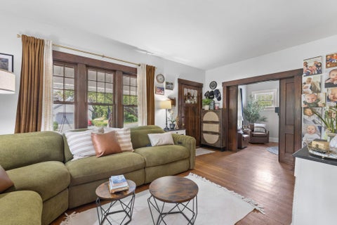 Tiny photo for 21 Elmwood Place, Westerville, OH 43081 (MLS # 226027668)