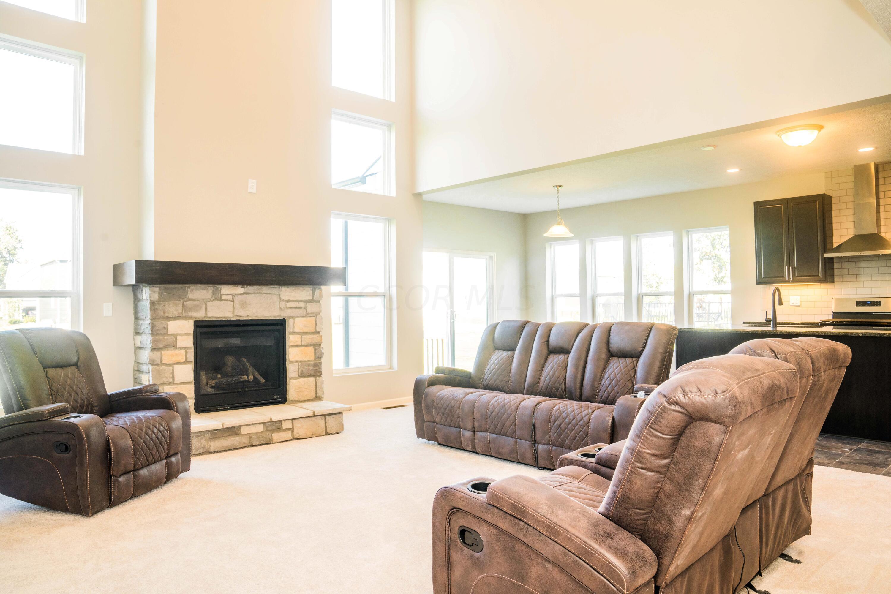 3327 Glenbrook Drive, Delaware, Ohio image 10