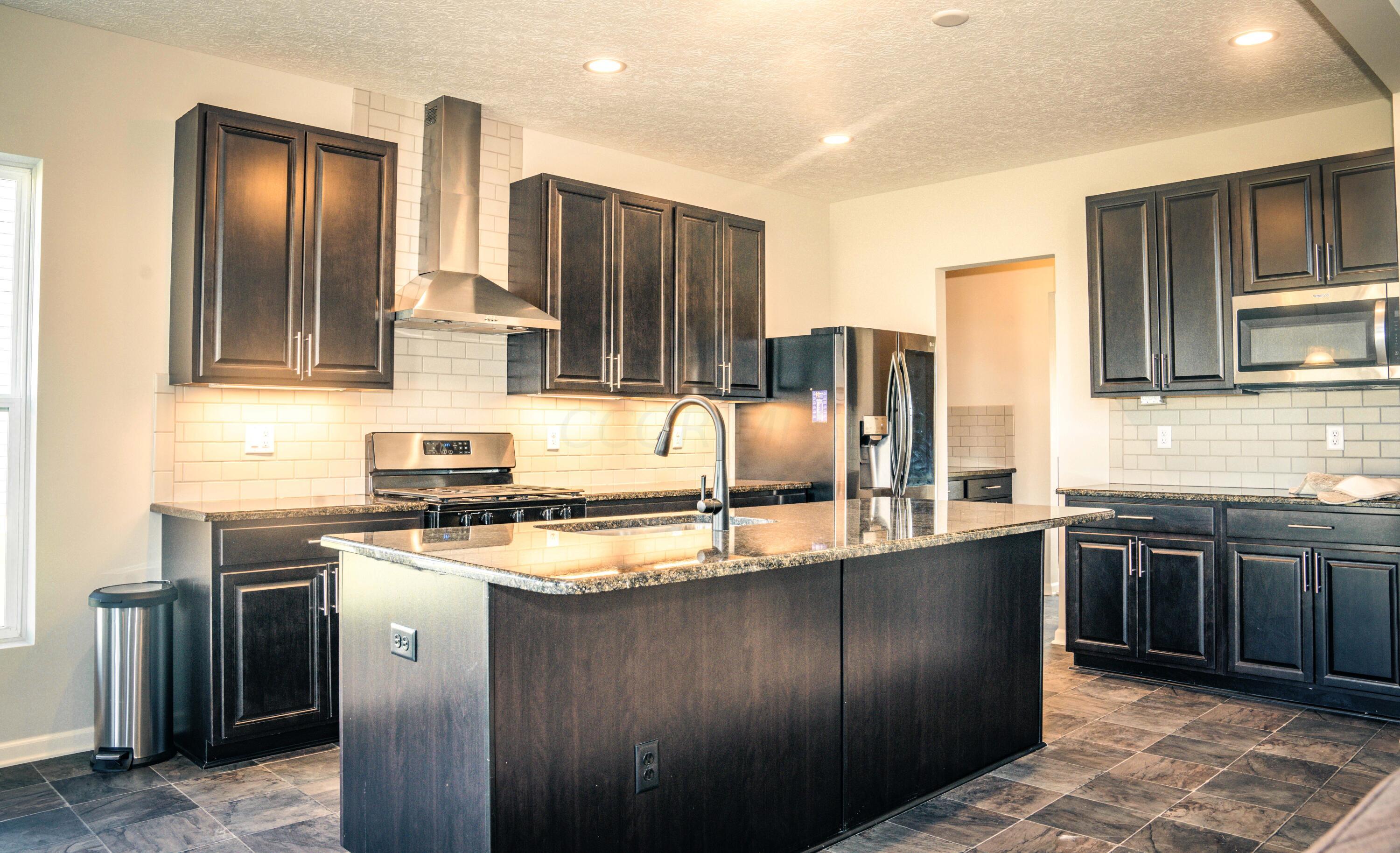 3327 Glenbrook Drive, Delaware, Ohio image 15