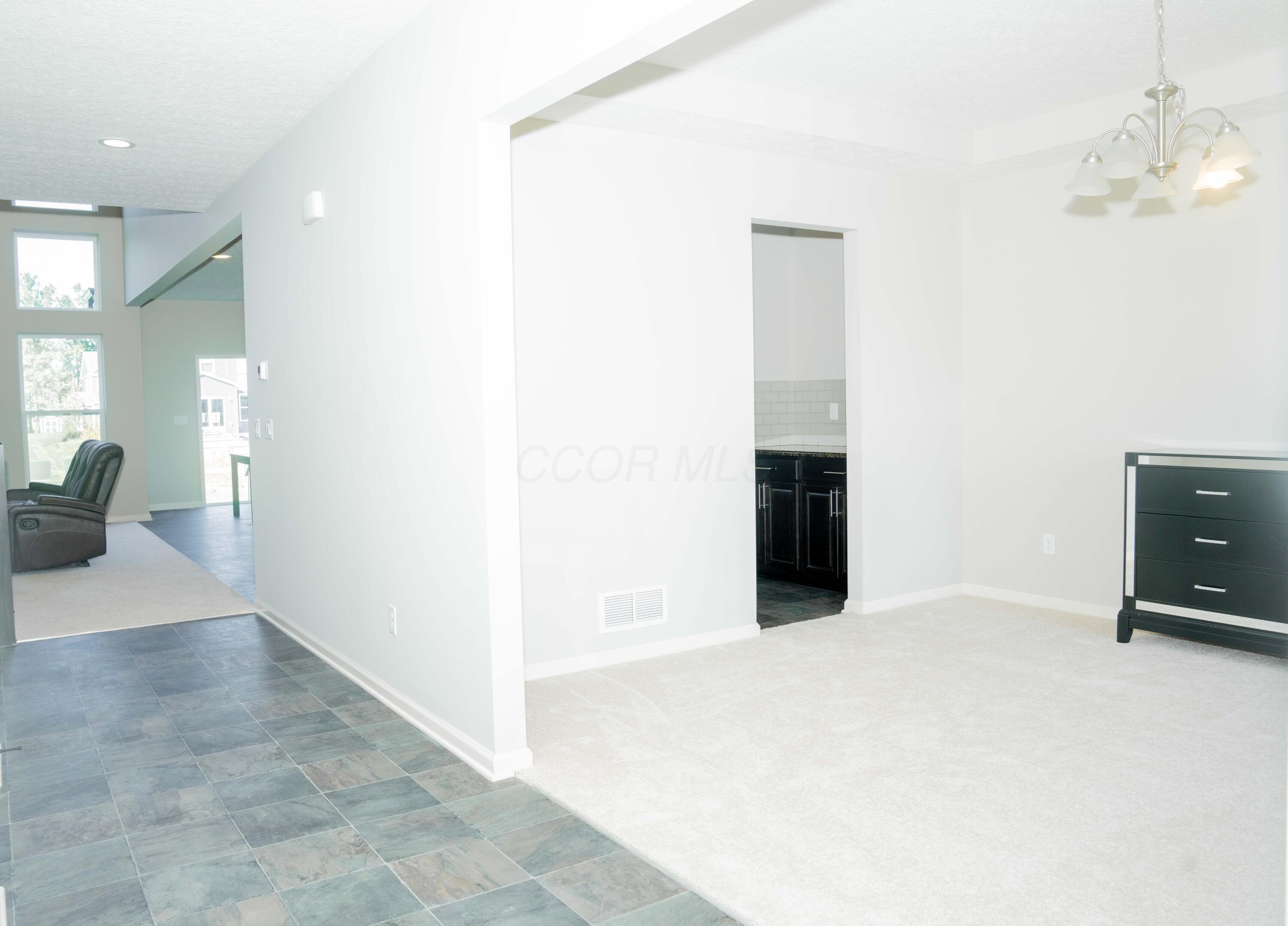 3327 Glenbrook Drive, Delaware, Ohio image 5
