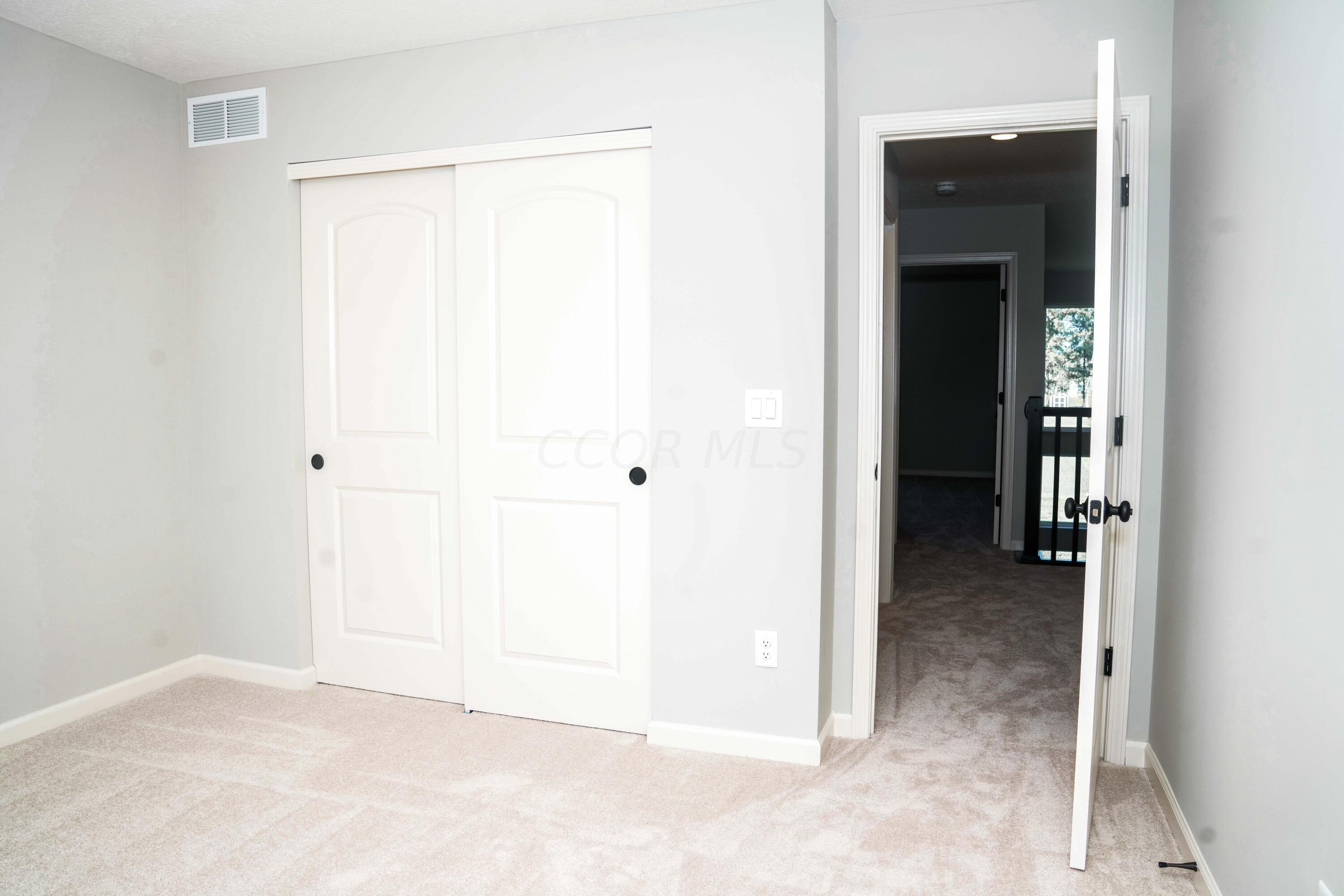 3327 Glenbrook Drive, Delaware, Ohio image 37