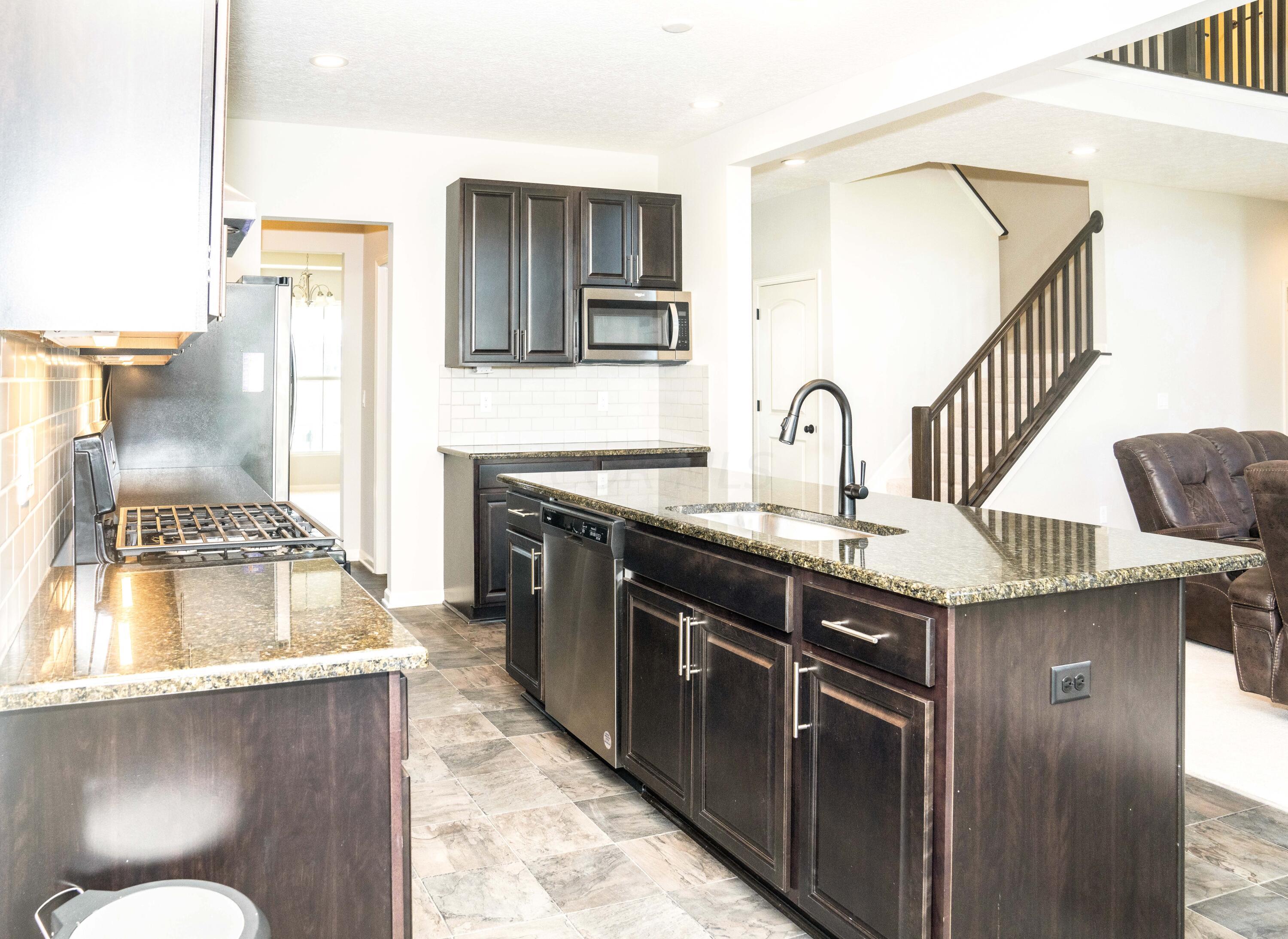 3327 Glenbrook Drive, Delaware, Ohio image 17
