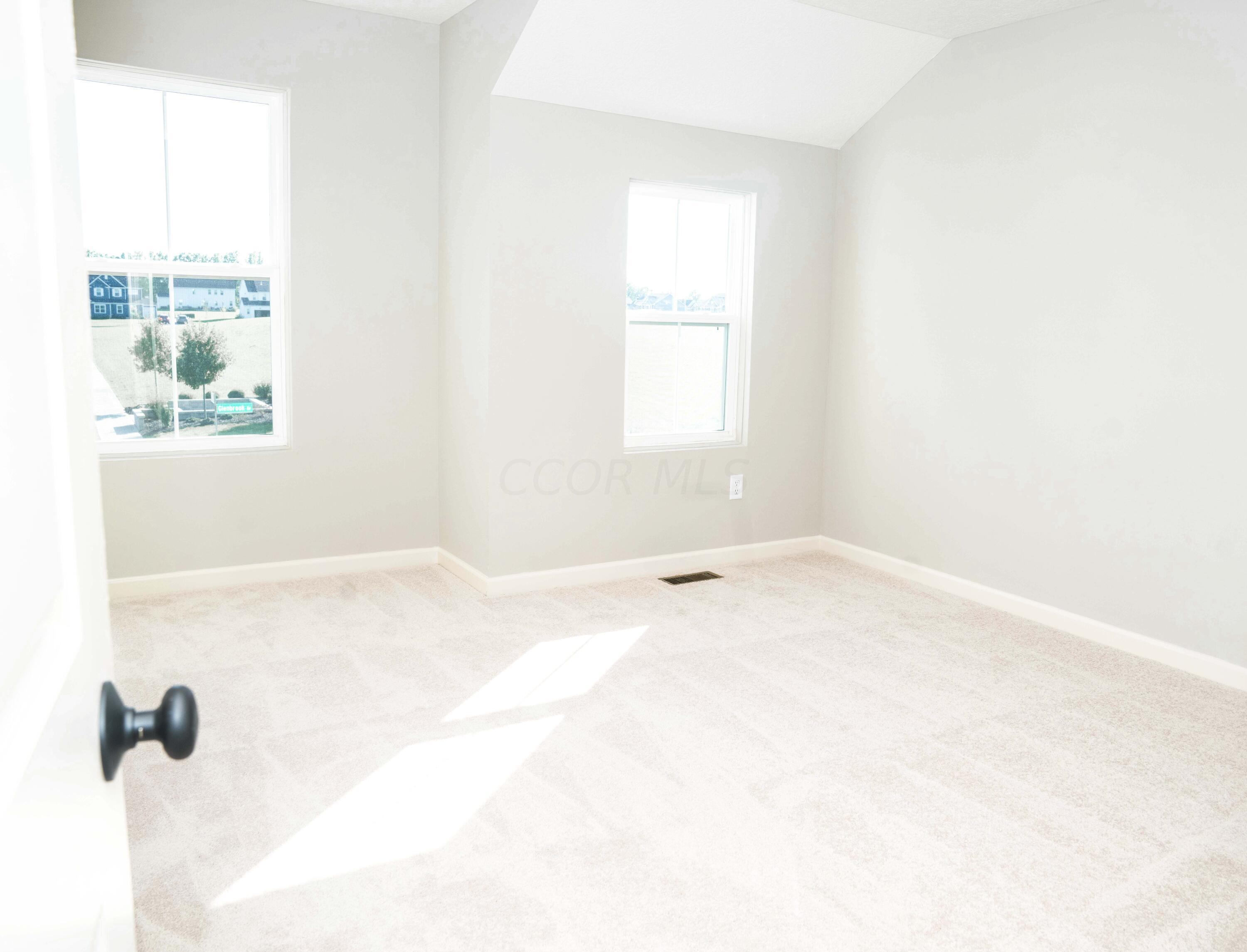 3327 Glenbrook Drive, Delaware, Ohio image 36