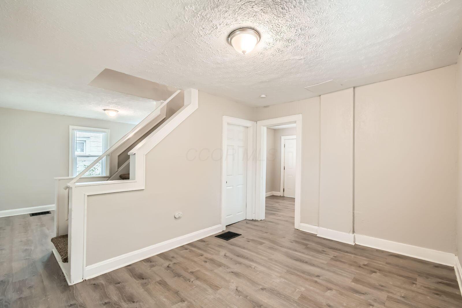 729 S Wayne Avenue, Columbus, Ohio image 6