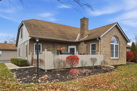 Photo of 5766 Willow Lake Drive, Grove City, OH 43123 (MLS # 225045125)