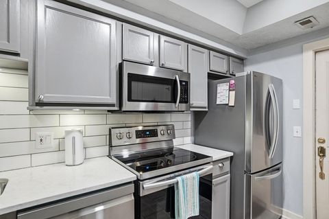 Tiny photo for 5766 Willow Lake Drive, Grove City, OH 43123 (MLS # 225045125)