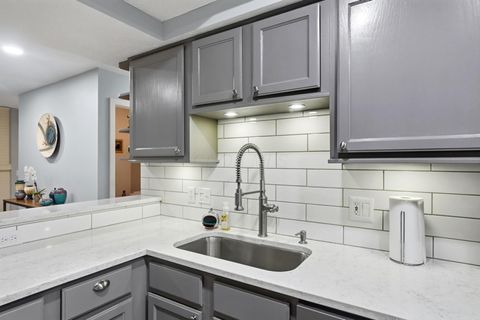 Tiny photo for 5766 Willow Lake Drive, Grove City, OH 43123 (MLS # 225045125)