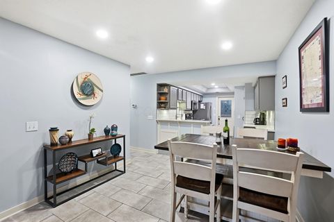 Tiny photo for 5766 Willow Lake Drive, Grove City, OH 43123 (MLS # 225045125)