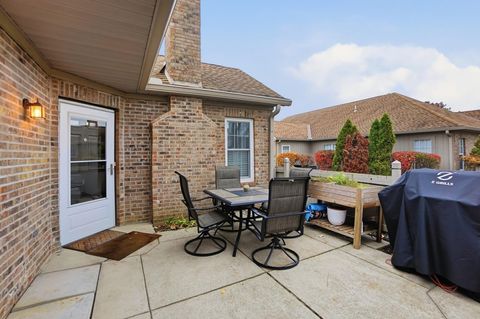 Tiny photo for 5766 Willow Lake Drive, Grove City, OH 43123 (MLS # 225045125)