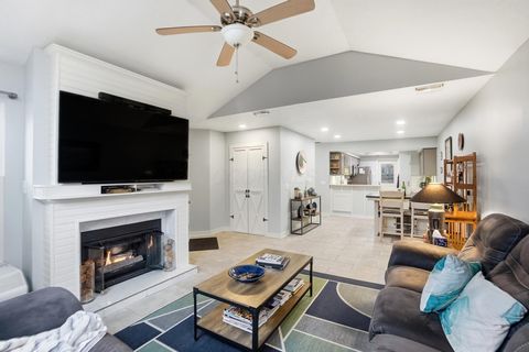 Tiny photo for 5766 Willow Lake Drive, Grove City, OH 43123 (MLS # 225045125)