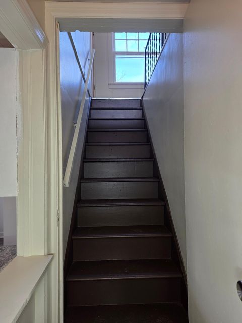 Photo of 2569 Lexington Avenue, Columbus, OH 43211 (MLS # 226018522)