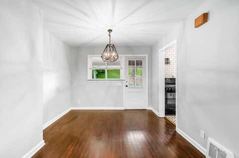 Tiny photo for 712 Overbrook Drive 1C #1C, Columbus, OH 43214 (MLS # 226029197)