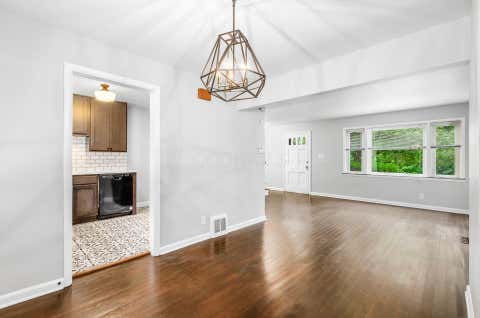 Tiny photo for 712 Overbrook Drive 1C #1C, Columbus, OH 43214 (MLS # 226029197)