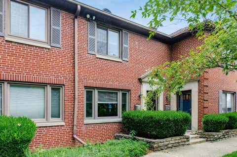 Tiny photo for 712 Overbrook Drive 1C #1C, Columbus, OH 43214 (MLS # 226029197)