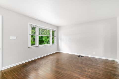 Tiny photo for 712 Overbrook Drive 1C #1C, Columbus, OH 43214 (MLS # 226029197)